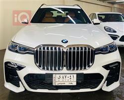 بی ئێم دەبڵیو X7